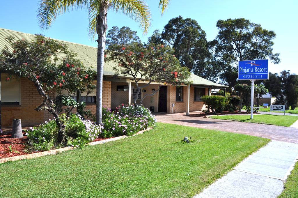 Pinjarra Resort Bagian luar foto